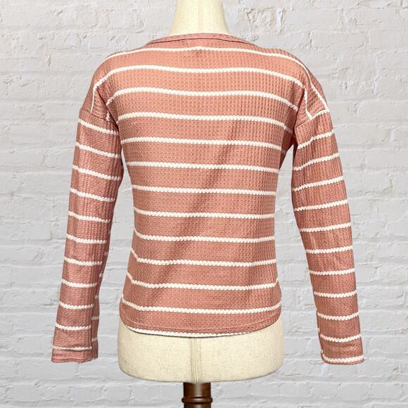 Tilly’s White Fawn Pink Waffle Knit Cropped Cardigan Junior L Tie Front - Picture 4 of 10